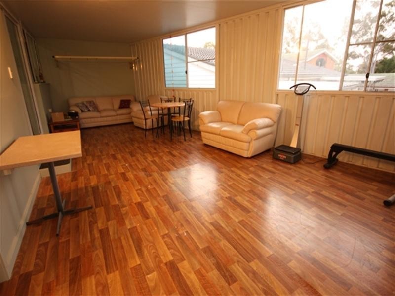 102 Campbellfield Avenue, Bradbury NSW 2560