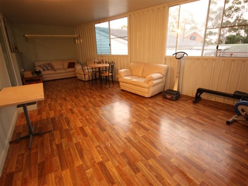 102 Campbellfield Avenue, Bradbury NSW 2560