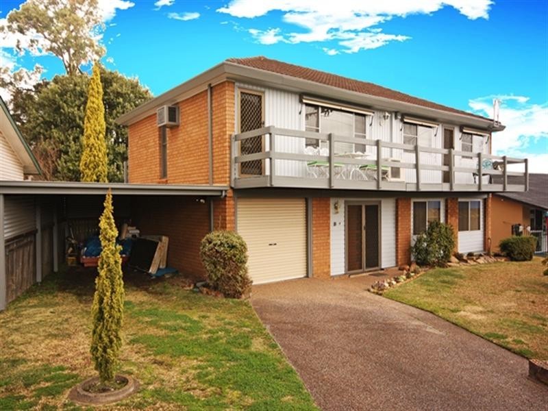 17 Carrington Circuit, Leumeah NSW 2560