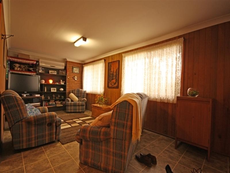 17 Carrington Circuit, Leumeah NSW 2560