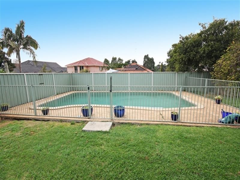 16 Cross Place, Mount Annan NSW 2567