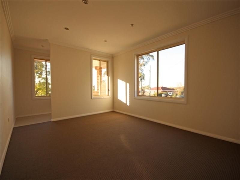 Campbelltown NSW 2560