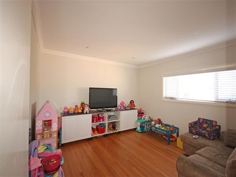 48 Folkes Street, Elderslie NSW 2570