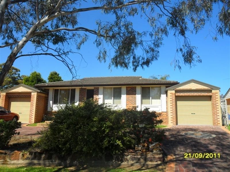74 Stromferry Crescent, St Andrews NSW 2566