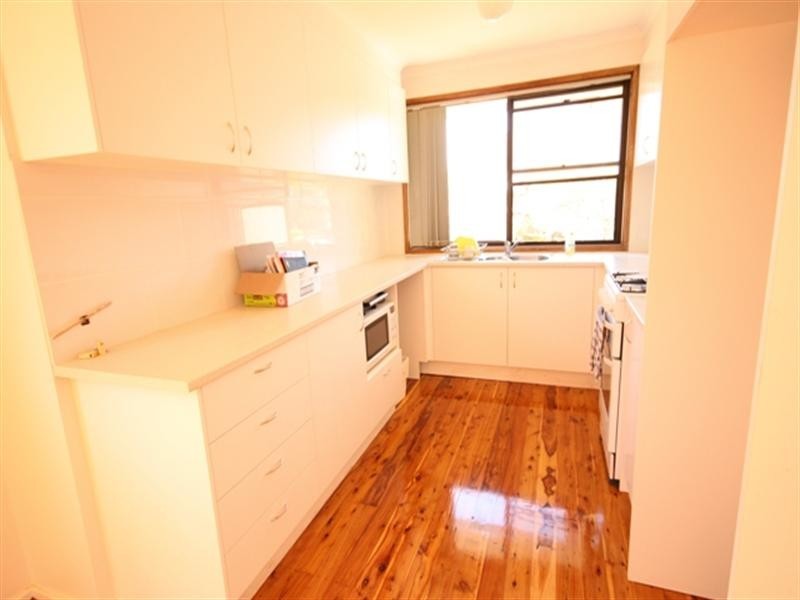 11 Iago Place, Rosemeadow NSW 2560