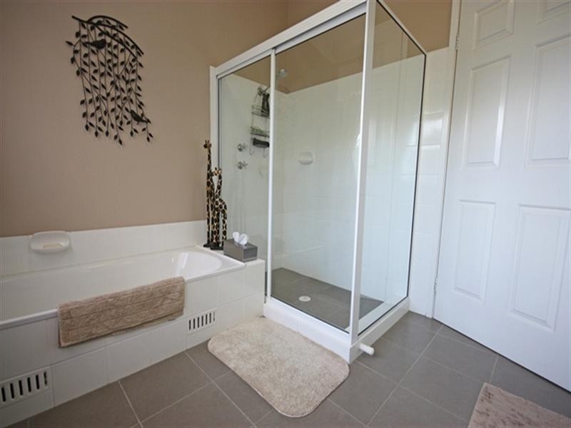 77 Macarthur Road, Elderslie NSW 2570