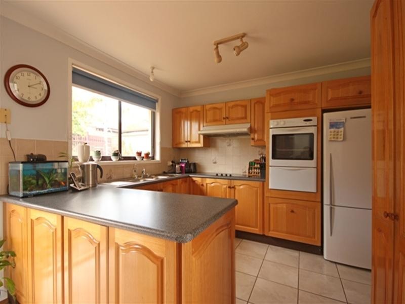 4 Hawker Place, Raby NSW 2566