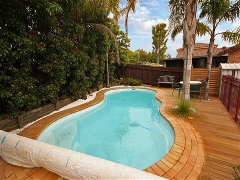 4 Hawker Place, Raby NSW 2566