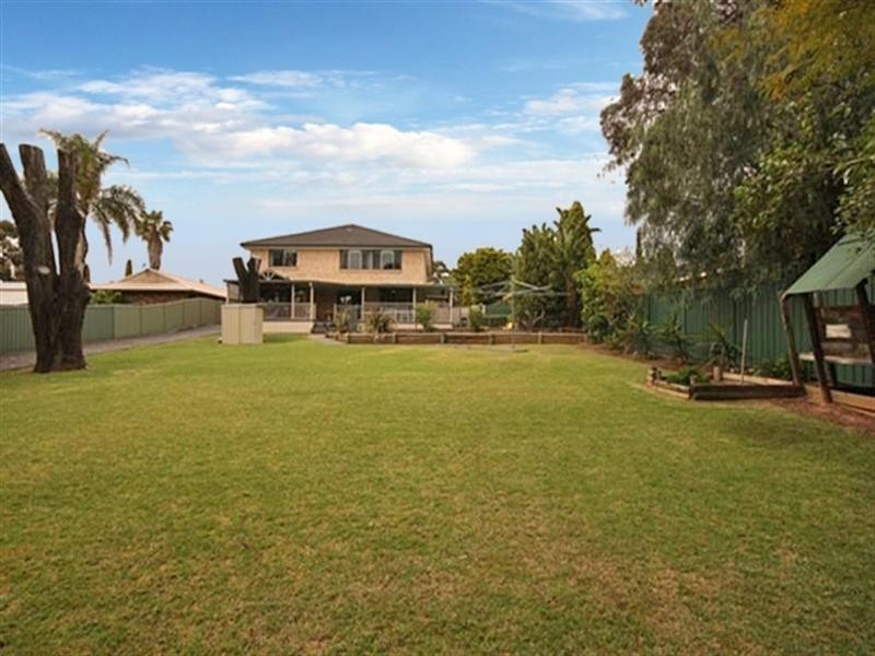 10 Warriewood Street, Woodbine NSW 2560