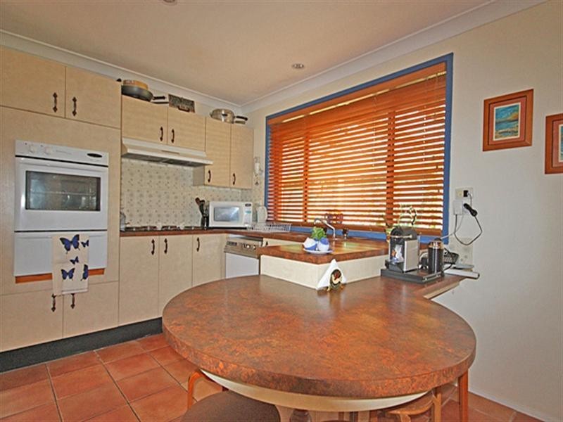 Ambarvale NSW 2560