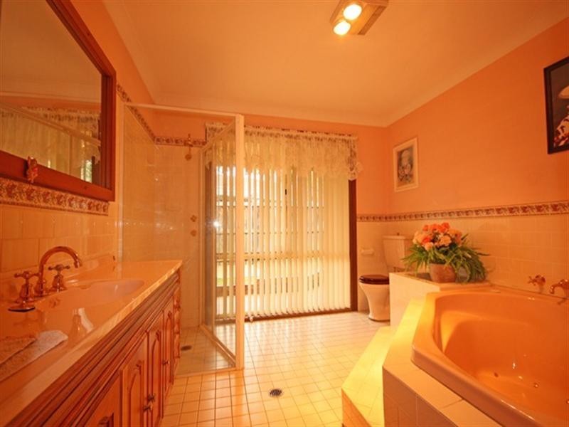 16 Grevillea Grove, Narellan Vale NSW 2567