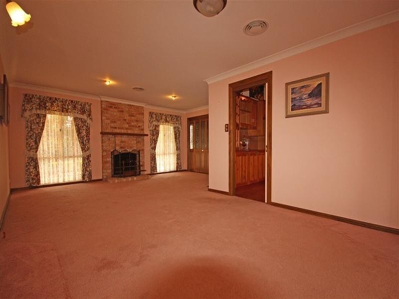 16 Grevillea Grove, Narellan Vale NSW 2567