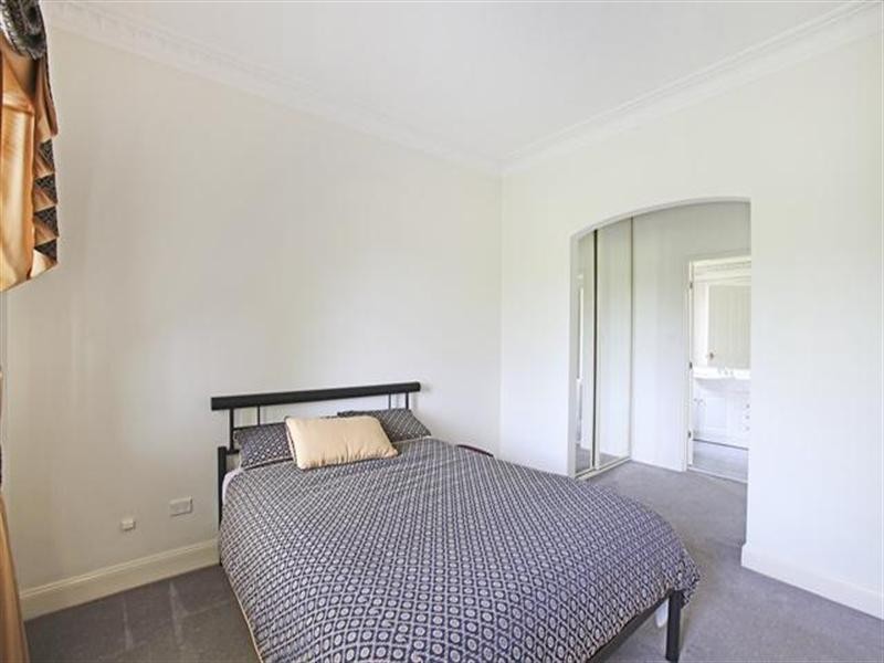 13 Camelot Close, Kirkham NSW 2570