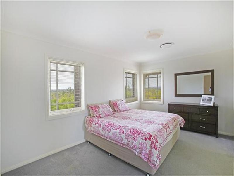 13 Camelot Close, Kirkham NSW 2570