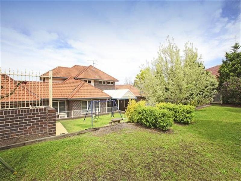 13 Camelot Close, Kirkham NSW 2570