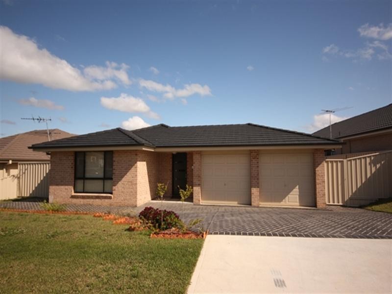 17 Red Ash Avenue, Mount Annan NSW 2567