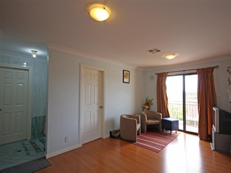 24 Goodsell Street, Minto NSW 2566