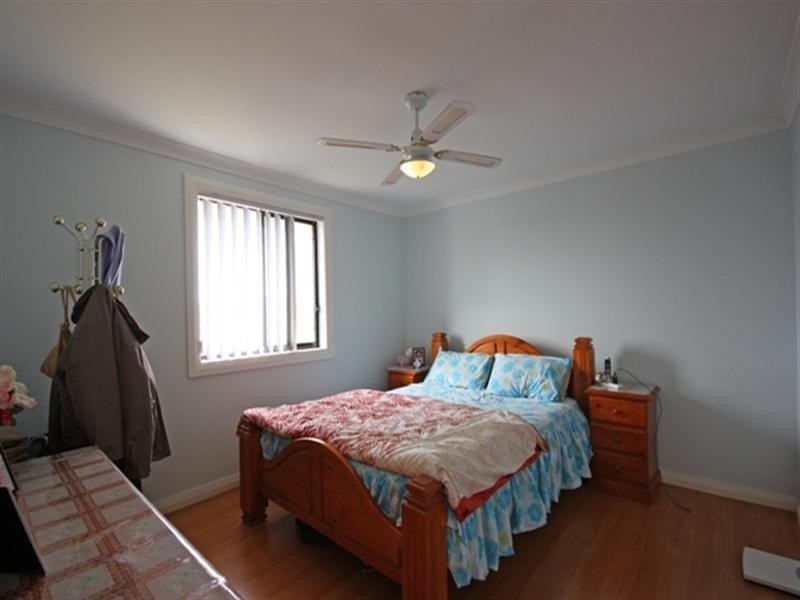 24 Goodsell Street, Minto NSW 2566