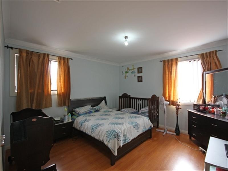 24 Goodsell Street, Minto NSW 2566