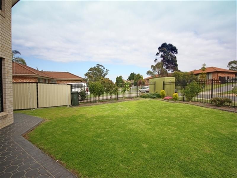 24 Goodsell Street, Minto NSW 2566