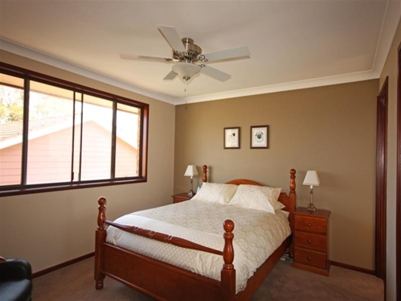 16 Skyhawk Avenue, Raby NSW 2566