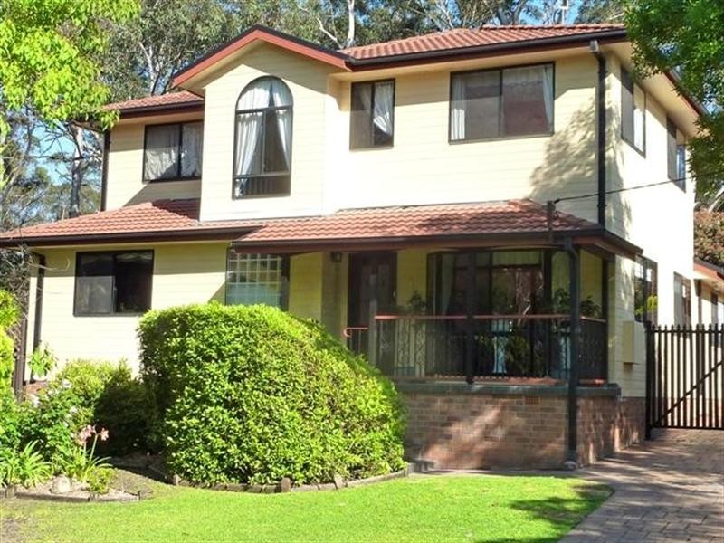 15 Faraday Road, Leumeah NSW 2560