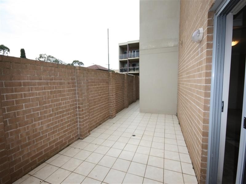 15/7-9 King Street, Campbelltown NSW 2560