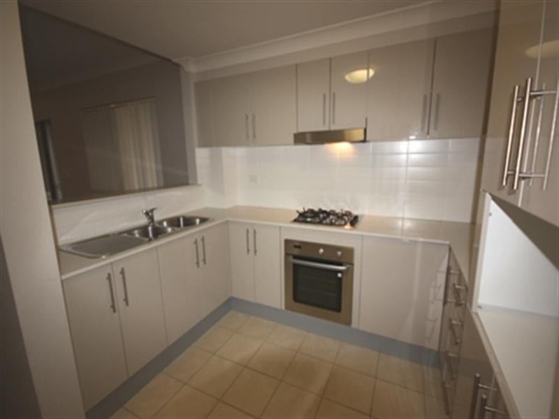 15/7-9 King Street, Campbelltown NSW 2560