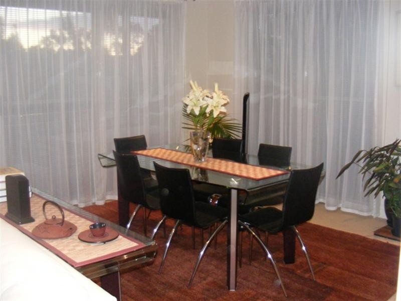 11 Scaranish Way, Macquarie Links NSW 2565