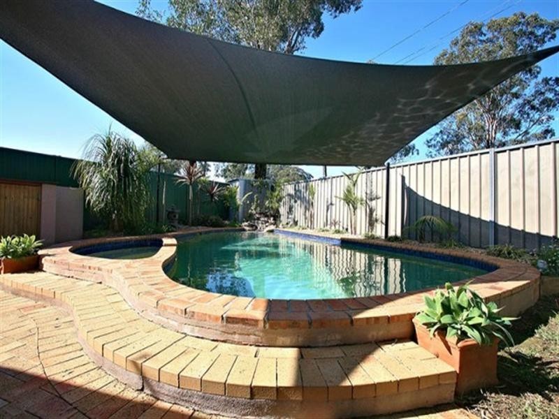 80 Bainbridge Avenue, Ingleburn NSW 2565