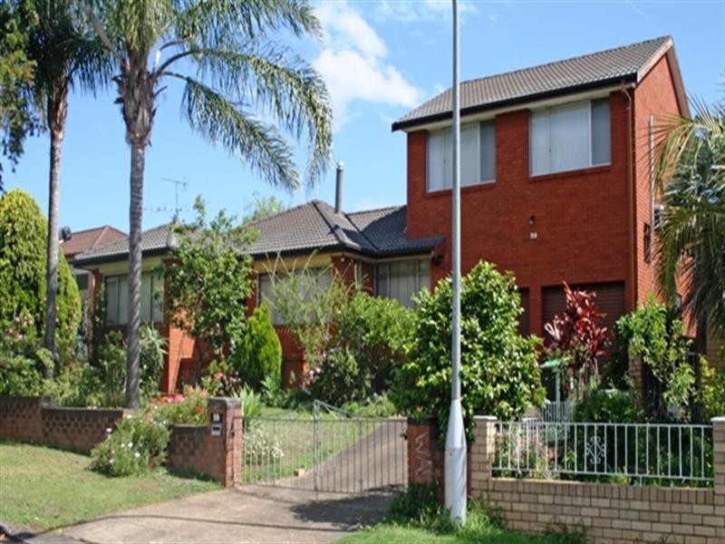 59 Kings Road, Ingleburn NSW 2565