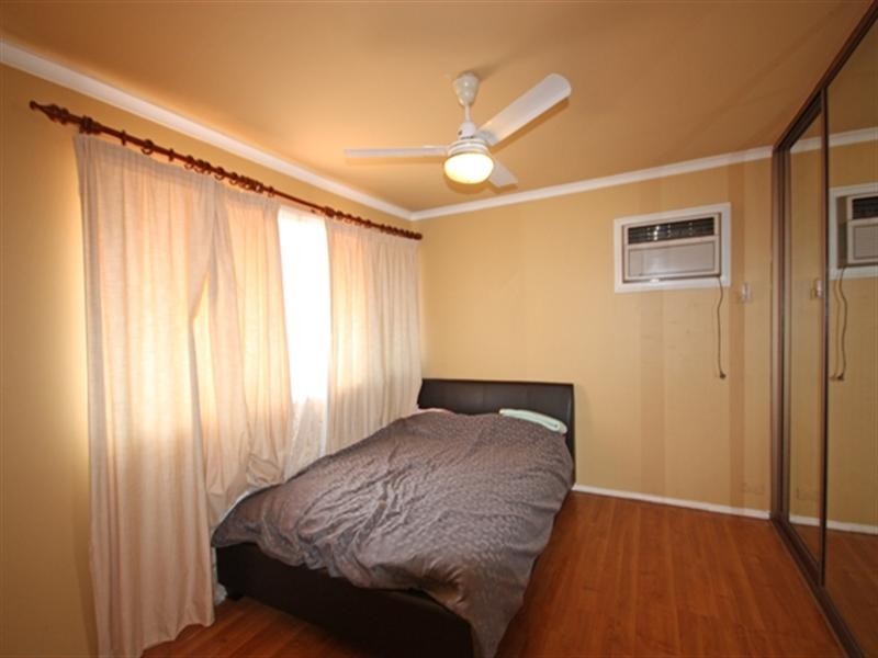 Bradbury NSW 2560