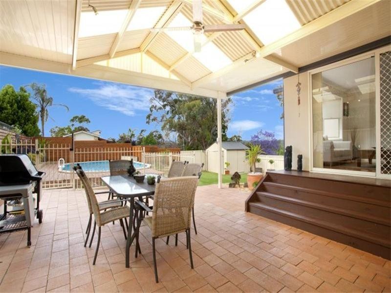 81 Pinaroo Crescent, Bradbury NSW 2560