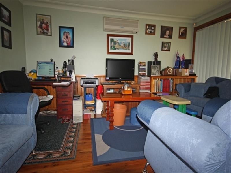 Macquarie Fields NSW 2564