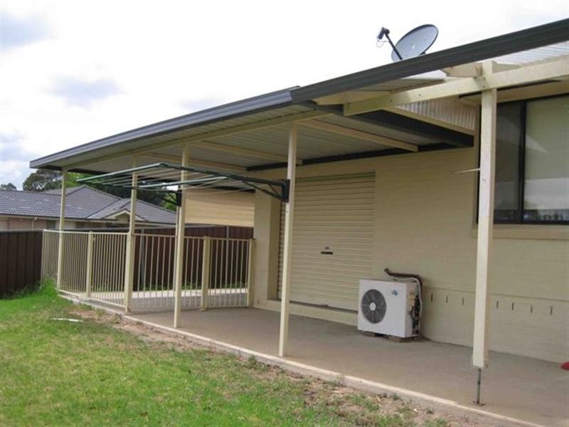 2 Nancy Place, Ambarvale NSW 2560