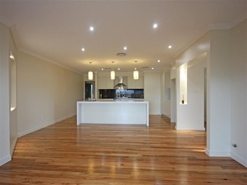 14 Logonia Crescent, Mount Annan NSW 2567