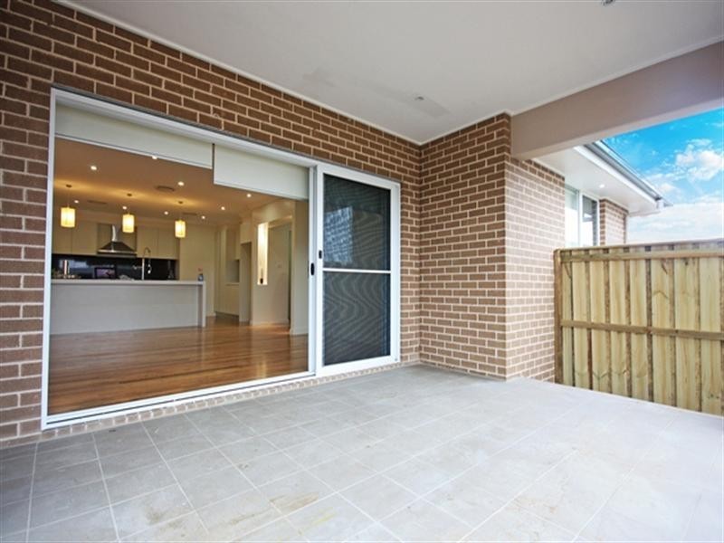 14 Logonia Crescent, Mount Annan NSW 2567