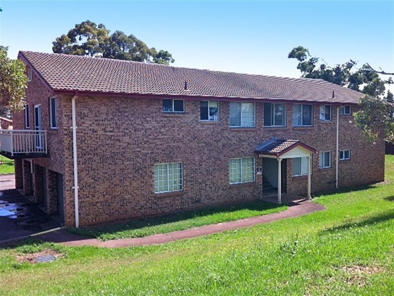 4/30 Burrinjuck Street, Leumeah NSW 2560