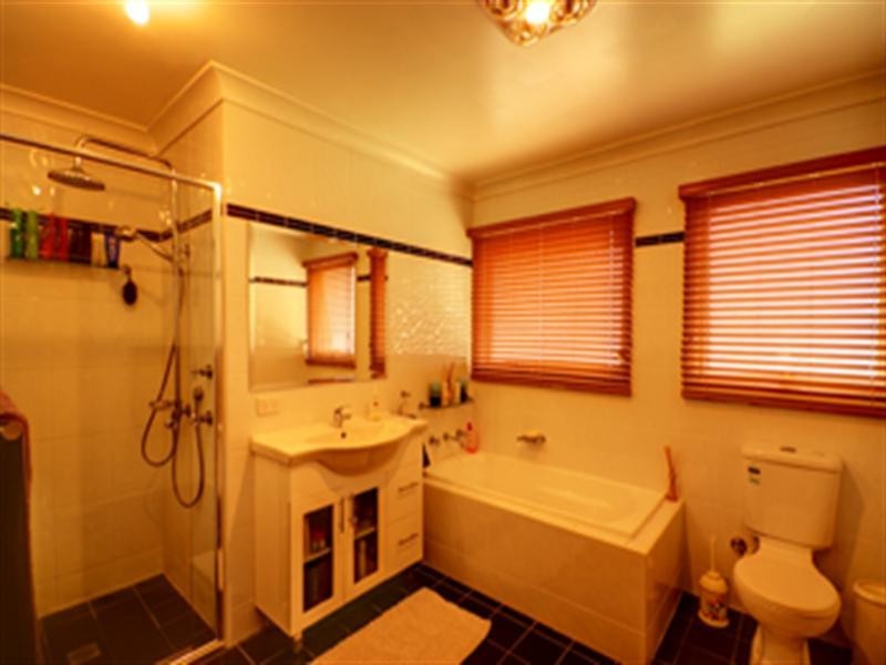 Ruse NSW 2560