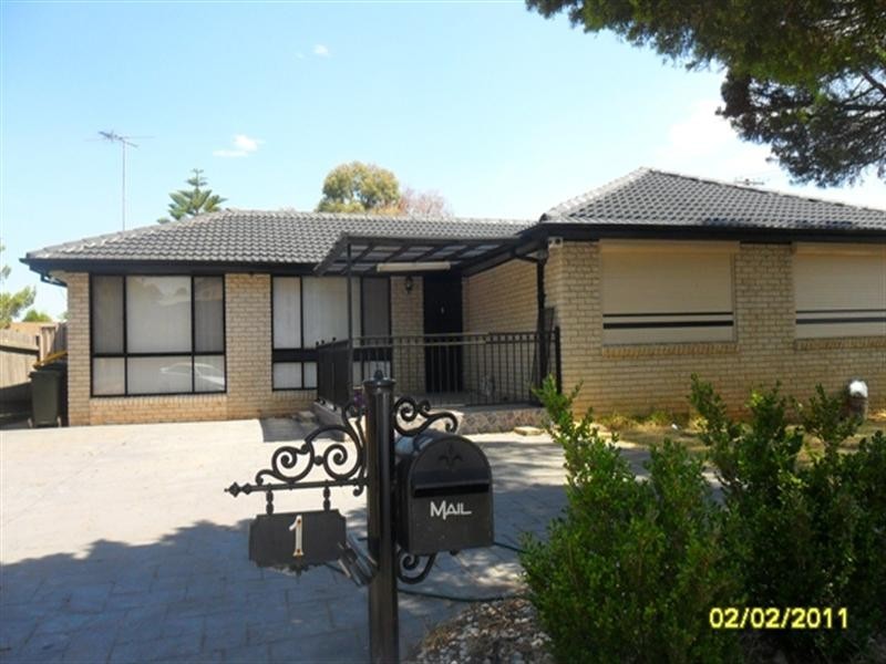 1 Owen Stanley Road,, Glenfield NSW 2167