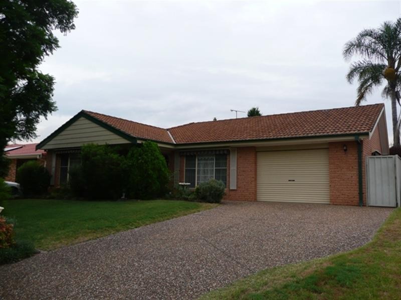 61 Drysdale Road, Elderslie NSW 2570