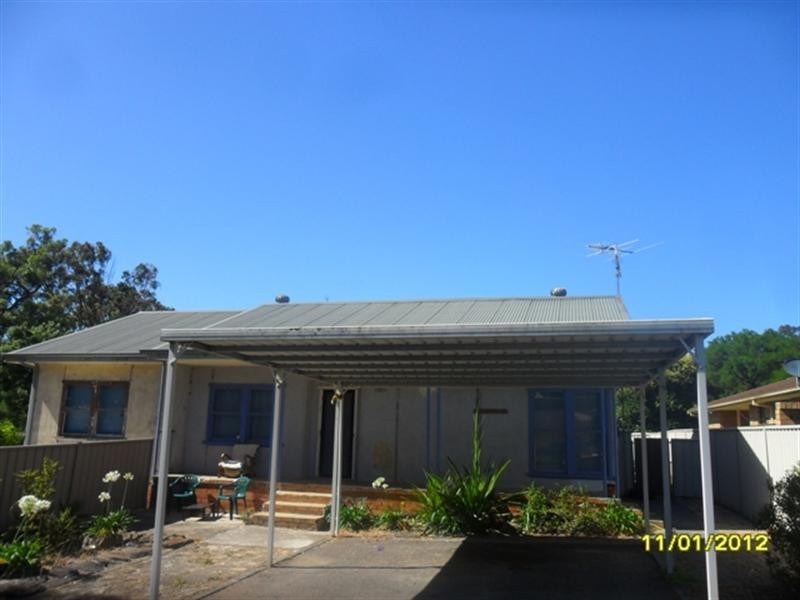 25 Dalkeith Place, St Helens Park NSW 2560