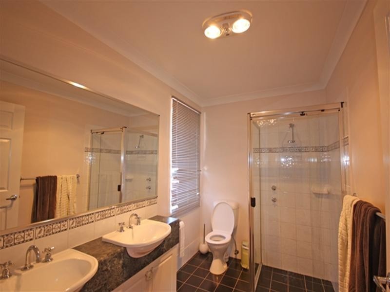 50 Fullerton Circuit, St Helens Park NSW 2560