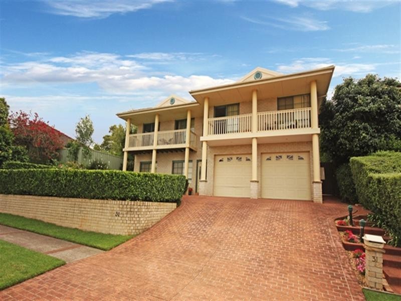 31 Stenhouse Drive, Mount Annan NSW 2567