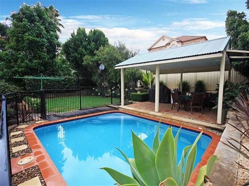 31 Stenhouse Drive, Mount Annan NSW 2567