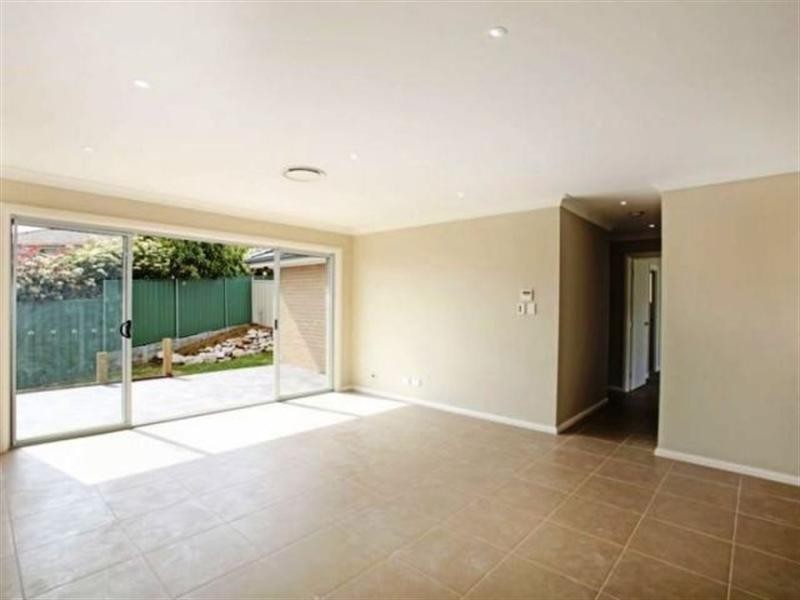 Glen Alpine NSW 2560