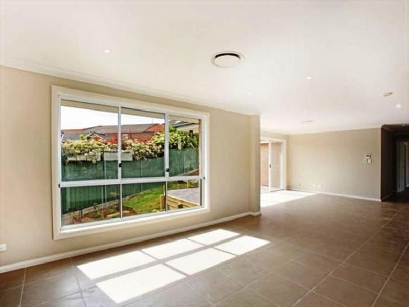 Glen Alpine NSW 2560