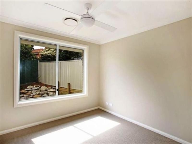 Glen Alpine NSW 2560