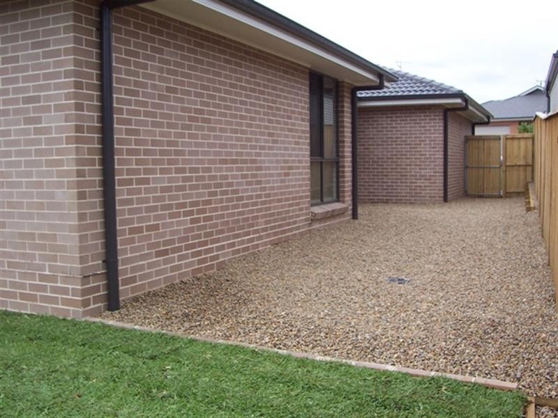 73 Belmont Avenue, Spring Farm NSW 2570