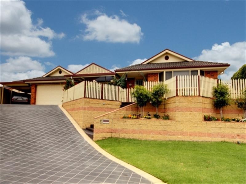 9 Gannon Close, Bradbury NSW 2560